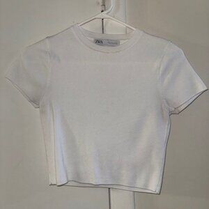 White Cropped ZARA T-shirt - sz MEDIUM